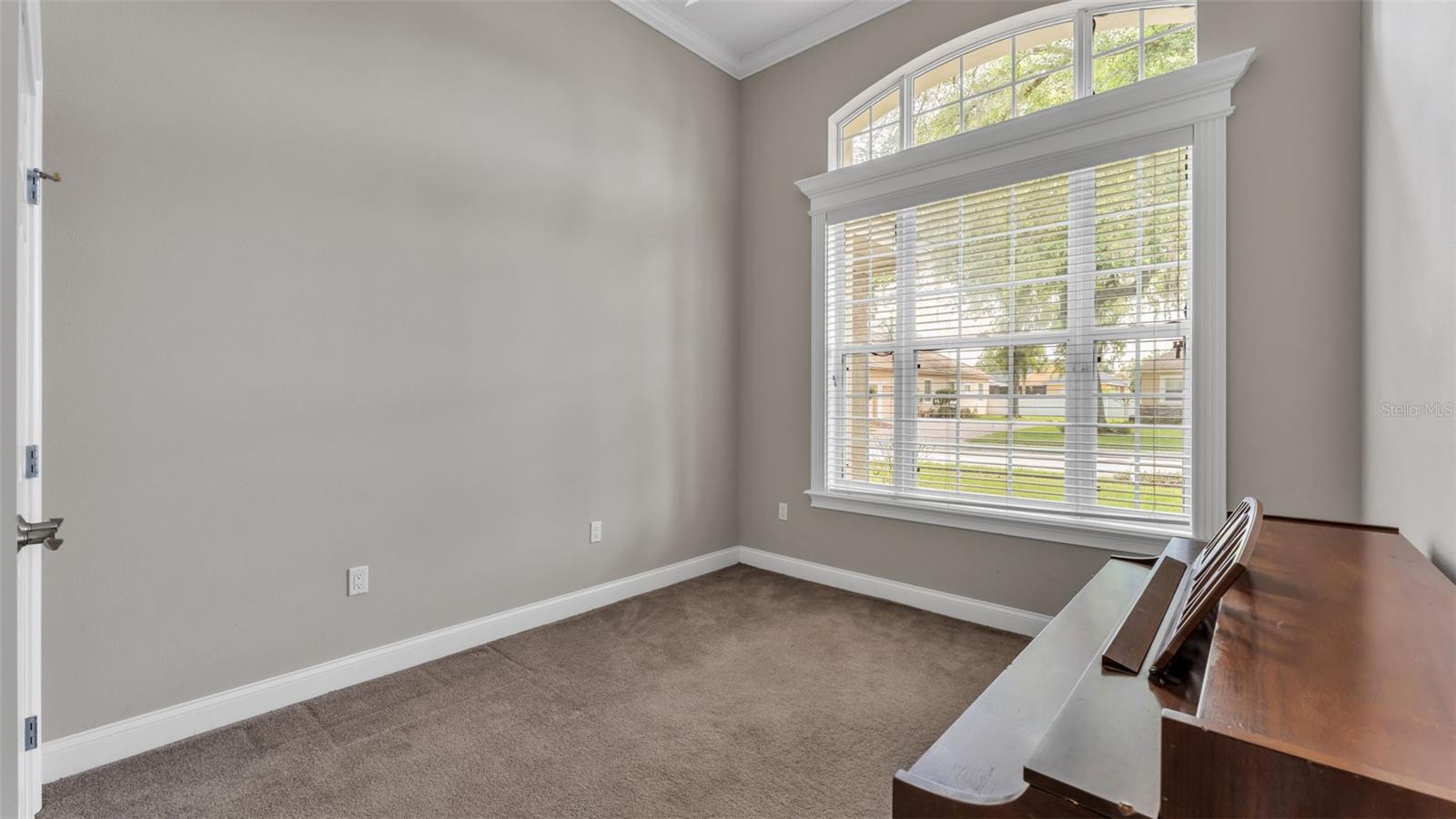 AMANDA OAKS - Residential