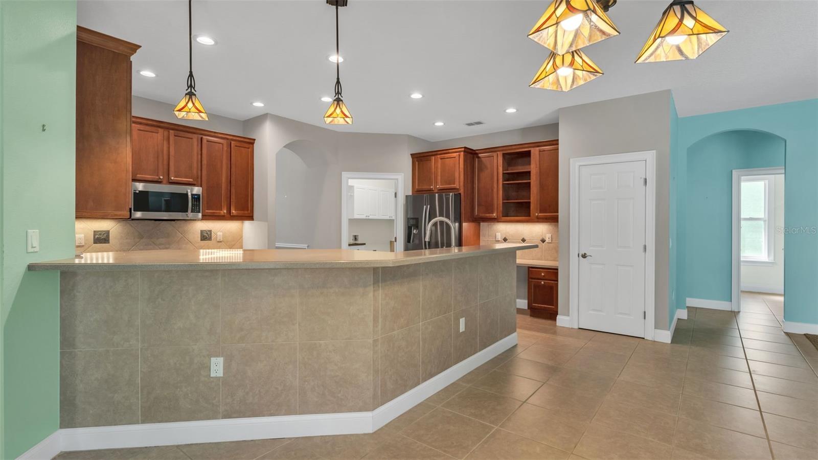 AMANDA OAKS - Residential