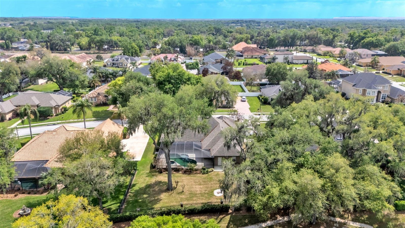 AMANDA OAKS - Residential