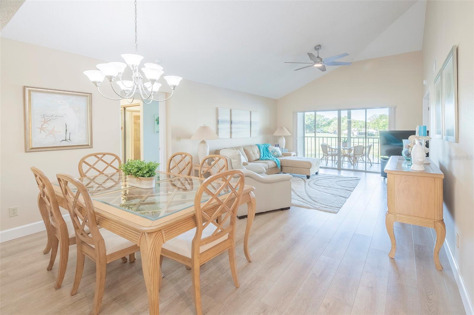 FARMINGTON VISTAS - Residential