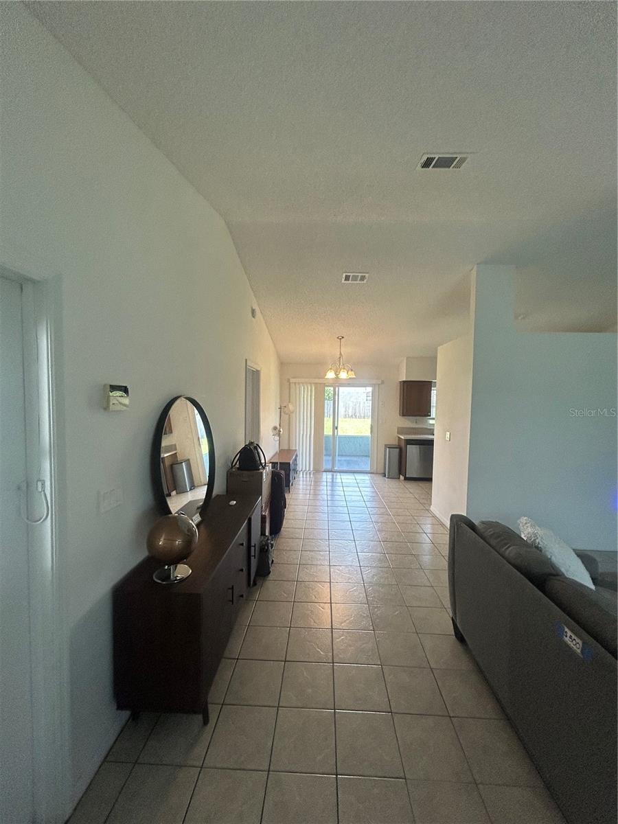 KINGS CREST PH 01 - Residential Lease