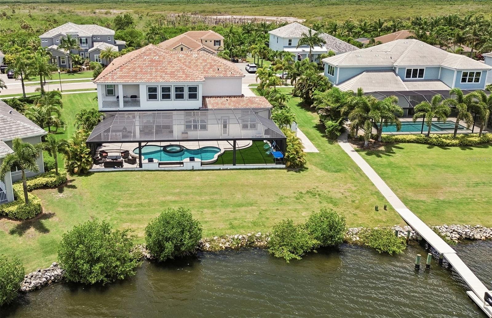 823 MANNS HARBOR DRIVE