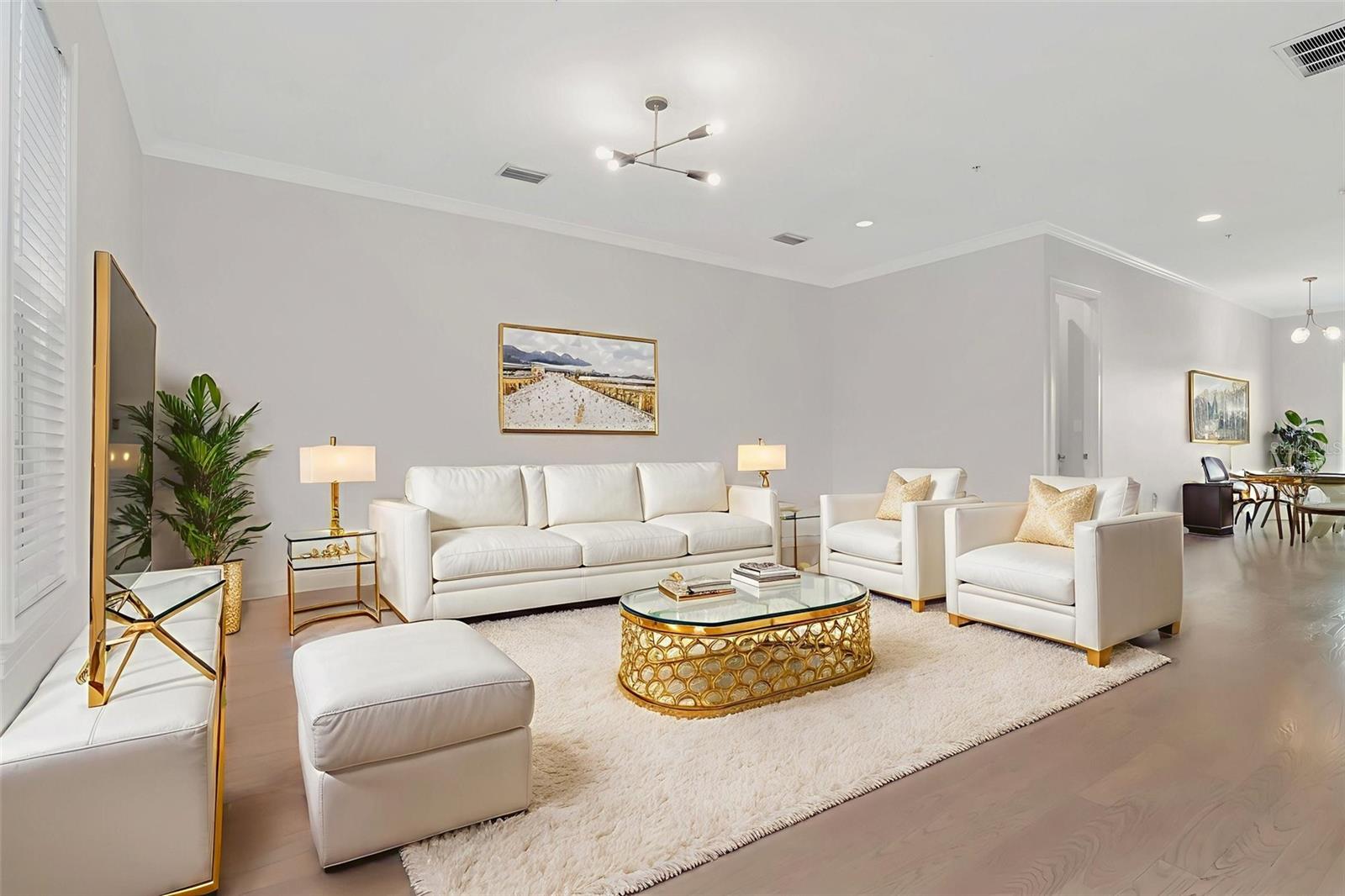 POYDRAS TWNHS - Residential Lease