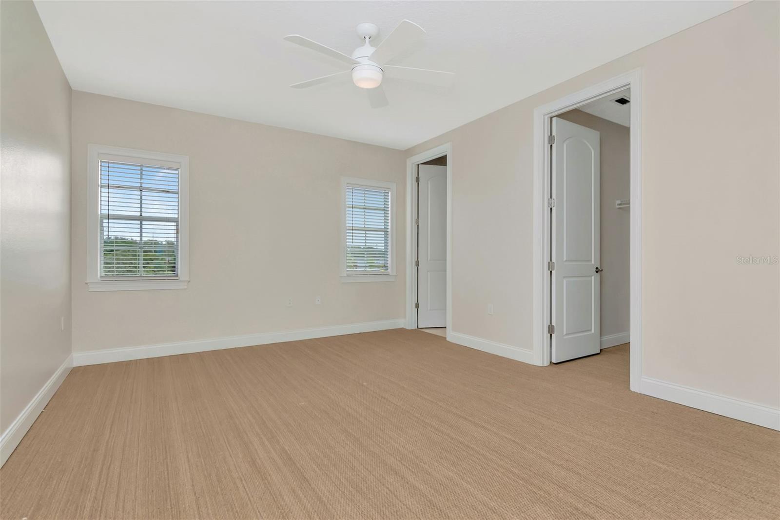 POYDRAS TWNHS - Residential Lease