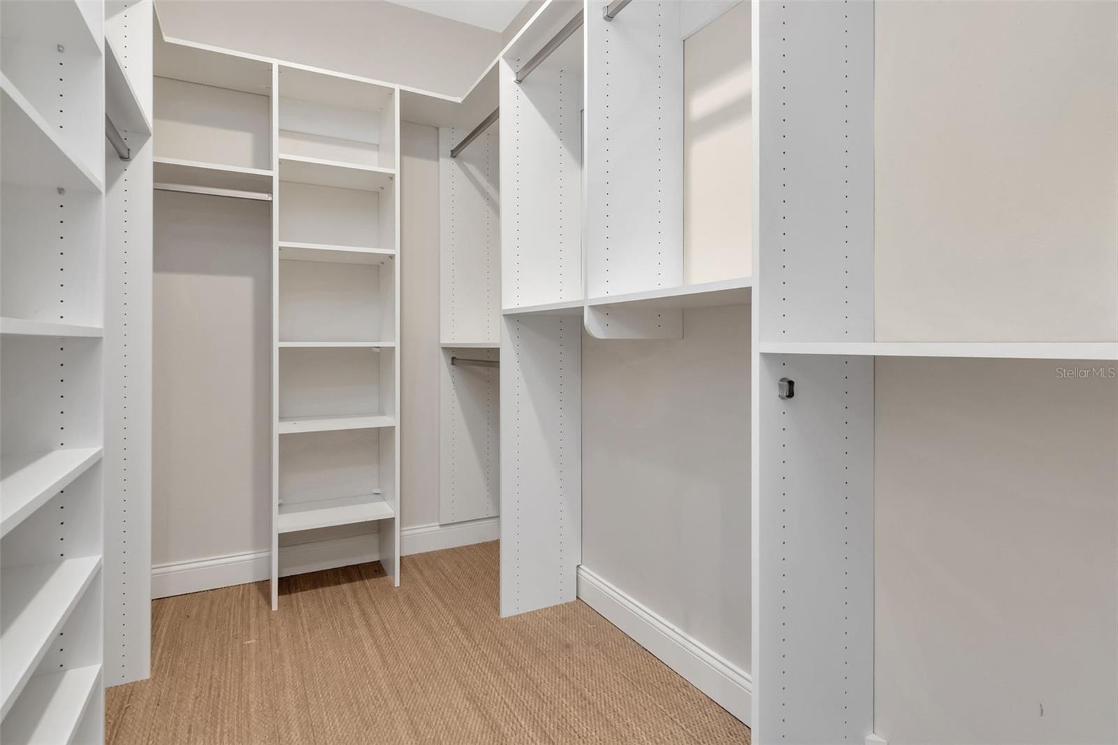 POYDRAS TWNHS - Residential Lease