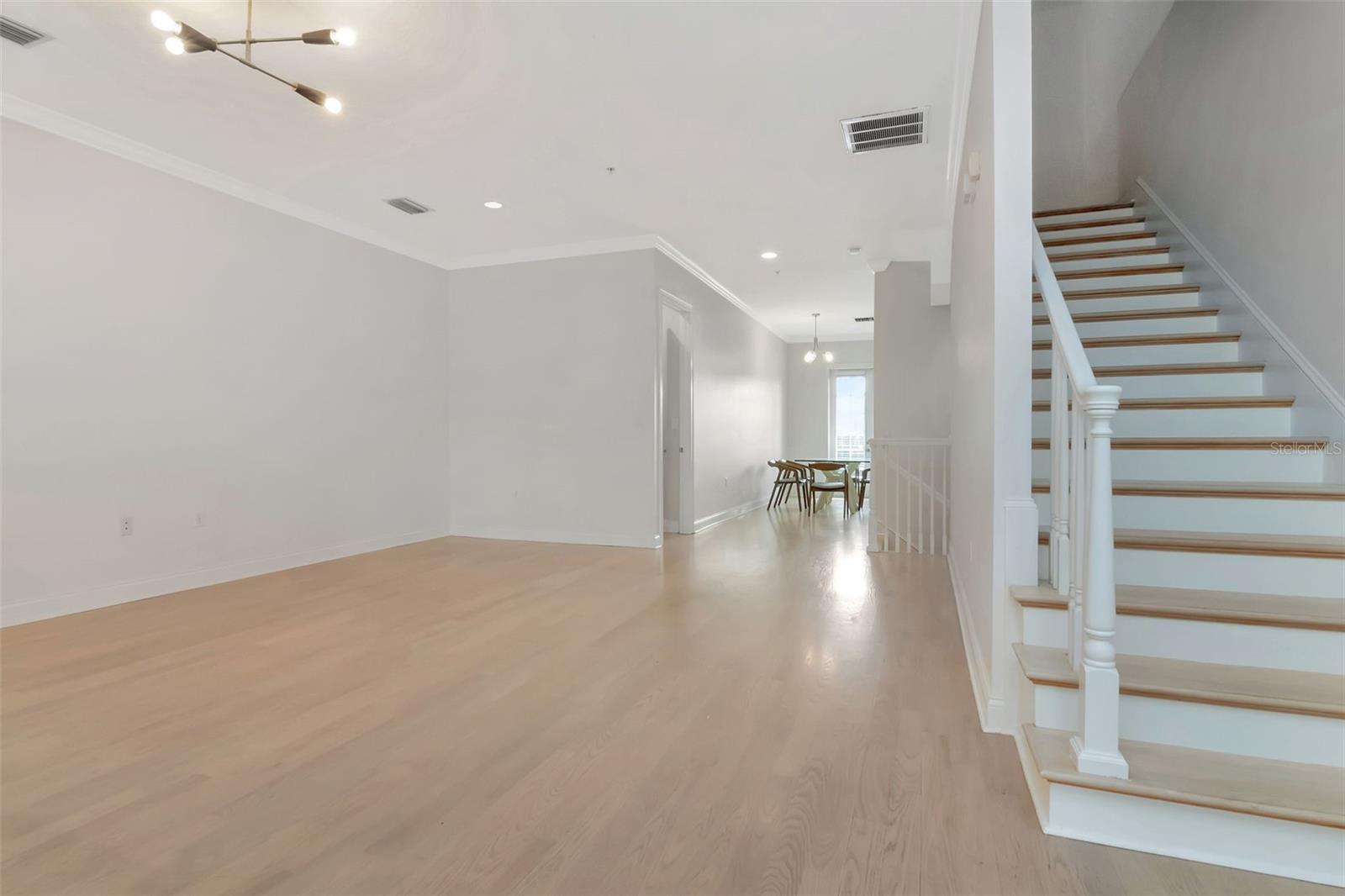 POYDRAS TWNHS - Residential Lease