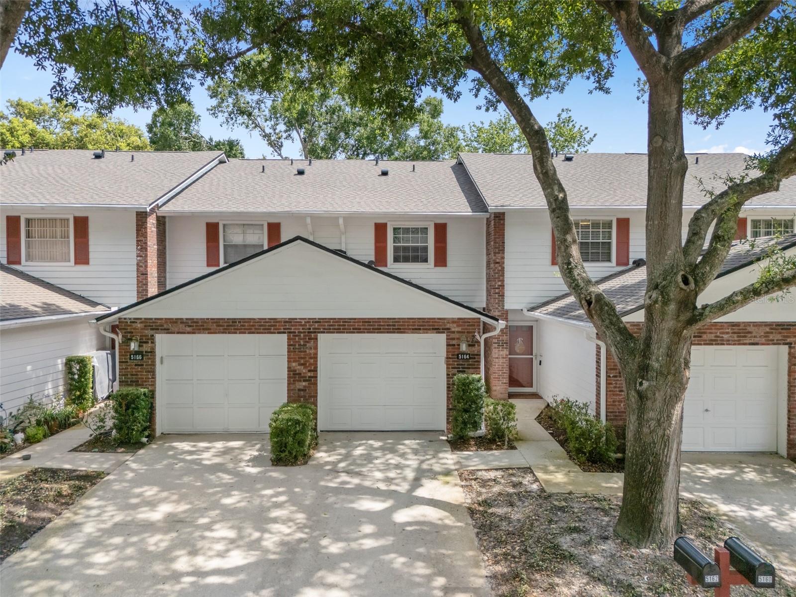 5164 LAZY OAKS DRIVE