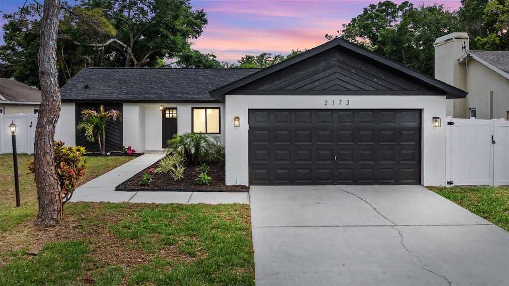 Photo of 2173 Cypress Point Drive N, Clearwater, FL 33763 (MLS # TB8498259)