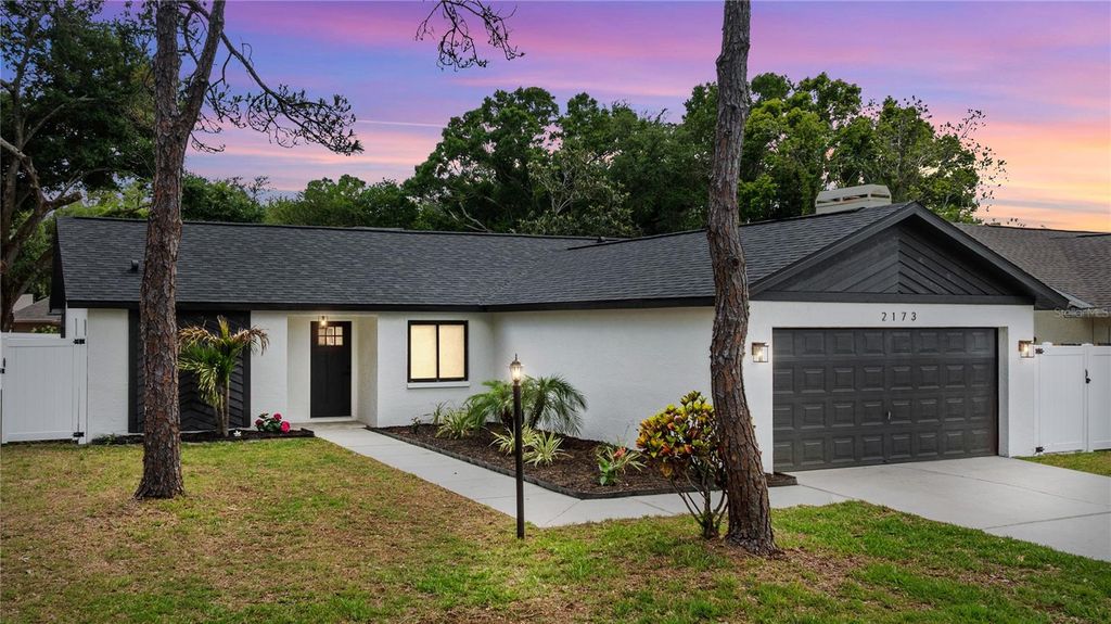 Photo of 2173 Cypress Point Drive N, Clearwater, FL 33763 (MLS # TB8498259)