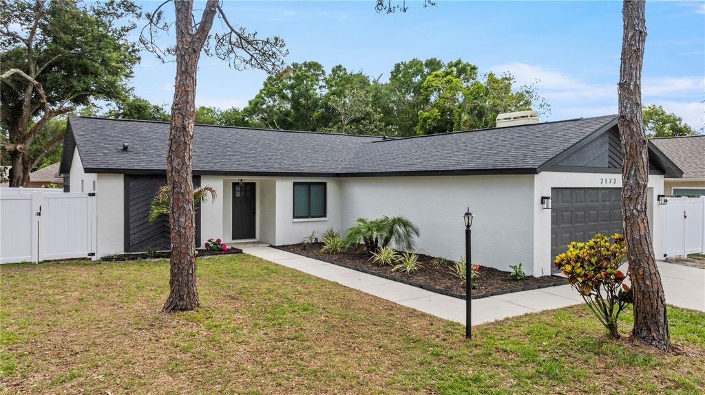 Photo of 2173 Cypress Point Drive N, Clearwater, FL 33763 (MLS # TB8498259)