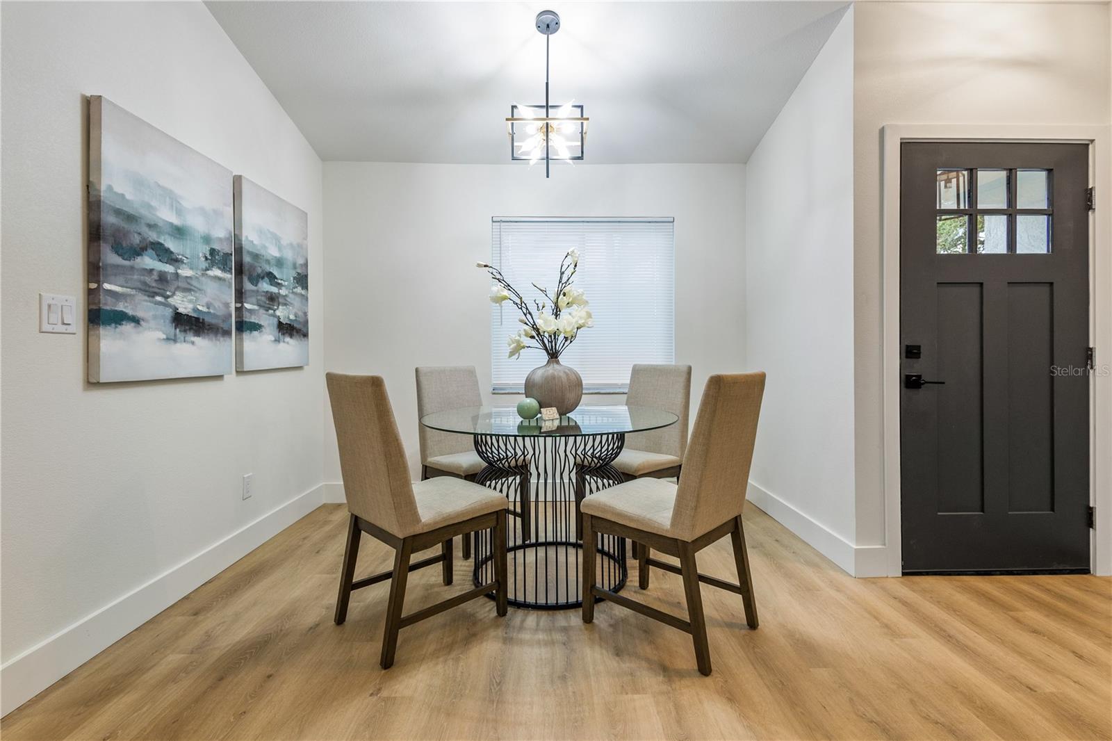 CYPRESS POINT - Residential