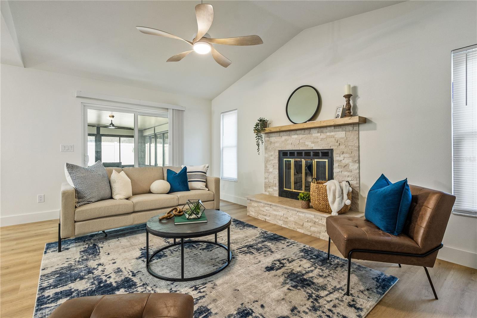 CYPRESS POINT - Residential