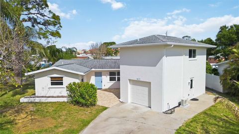 Photo of 917 Church Street, Venice, FL 34285 (MLS # D6147025)