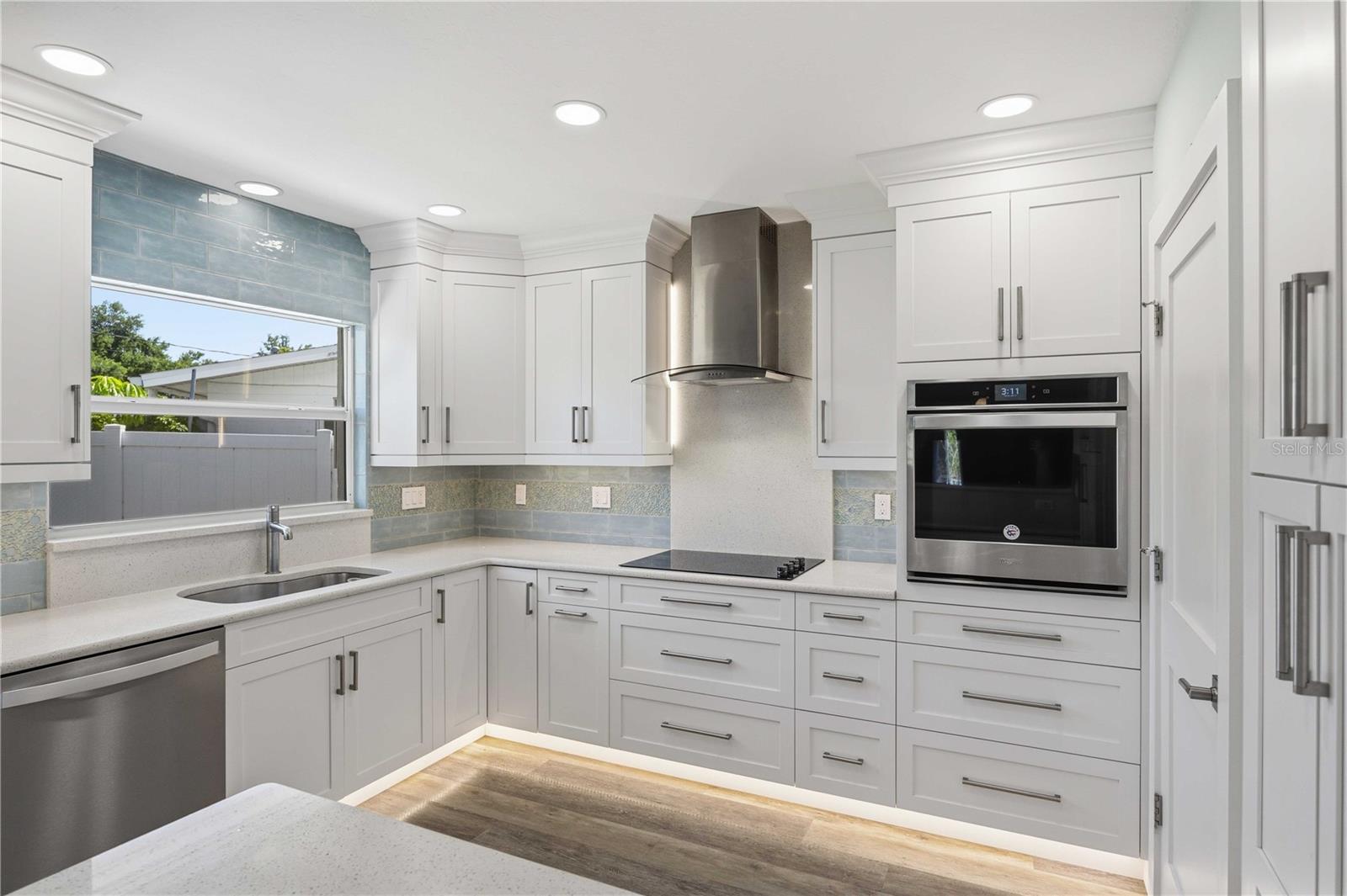 BEACH VILLAGE - Residential