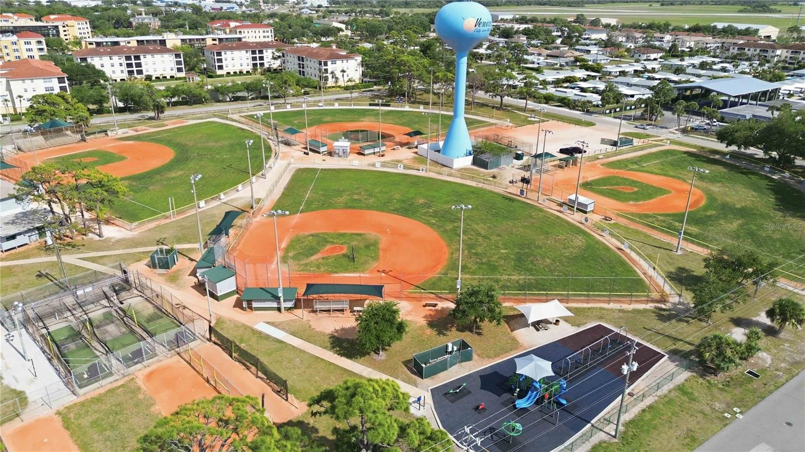 BEACH VILLAGE - Residential