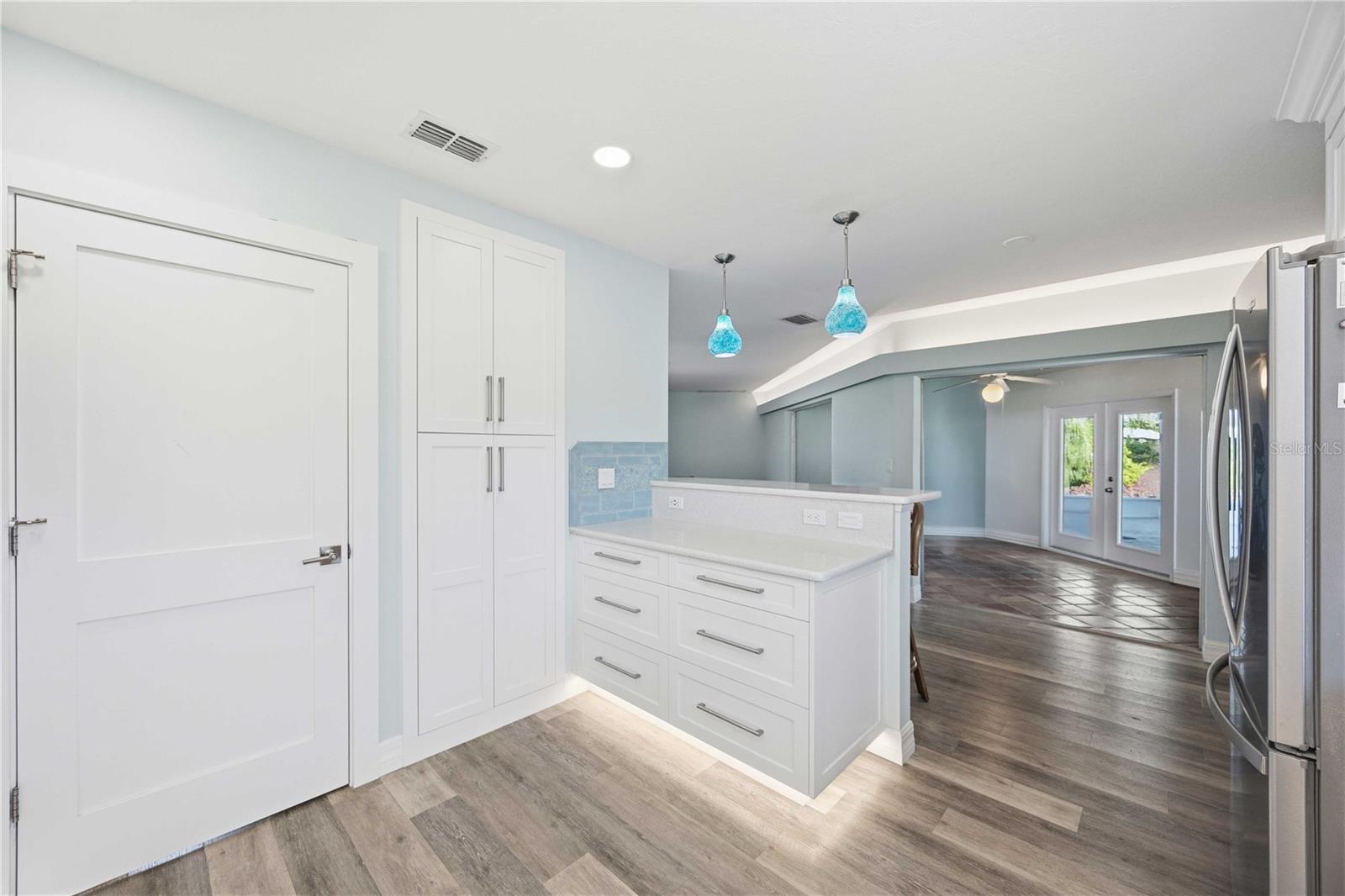 BEACH VILLAGE - Residential