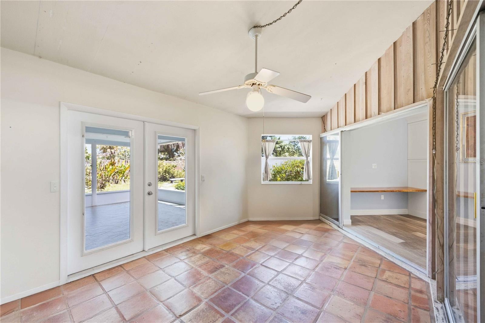 BEACH VILLAGE - Residential