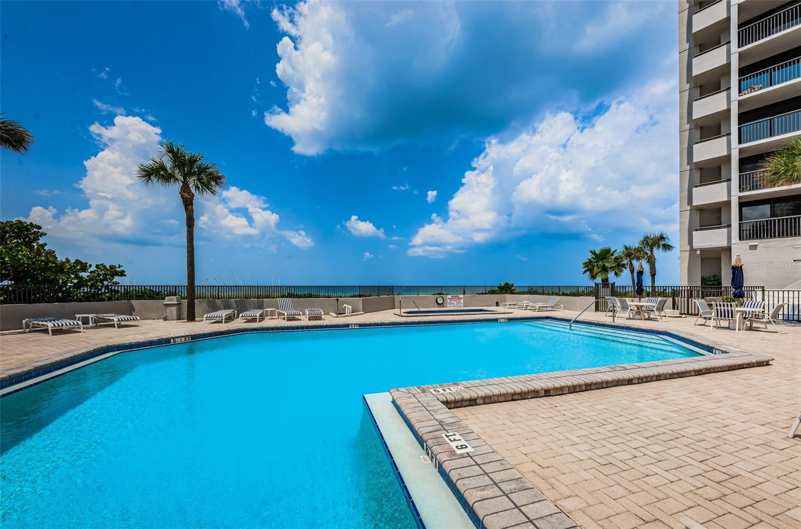 DANS ISLAND ON SAND KEY CONDO - Residential