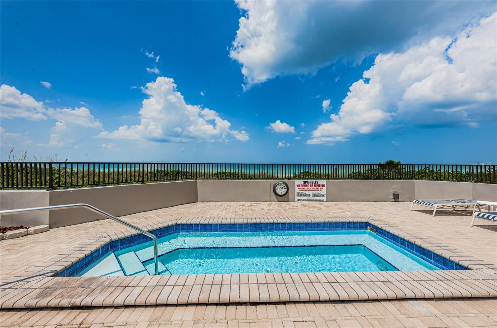 DANS ISLAND ON SAND KEY CONDO - Residential