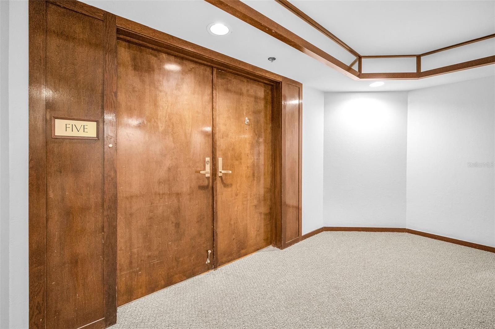 DANS ISLAND ON SAND KEY CONDO - Residential