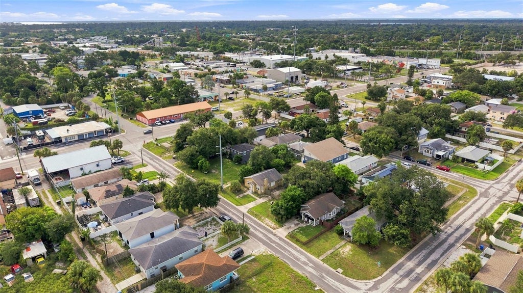 Photo of 2848 Emerson Avenue S, St Petersburg, FL 33712 (MLS # TB8541928)