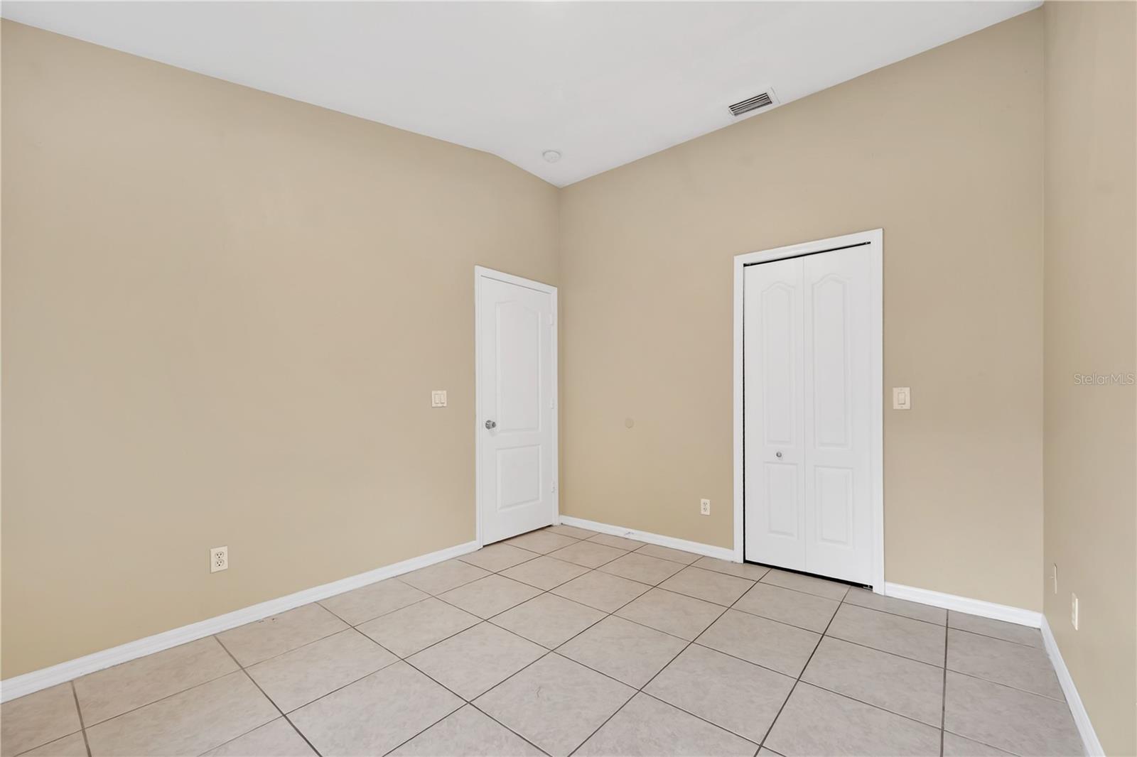 LAKE SHORE RANCH PH II A - Residential