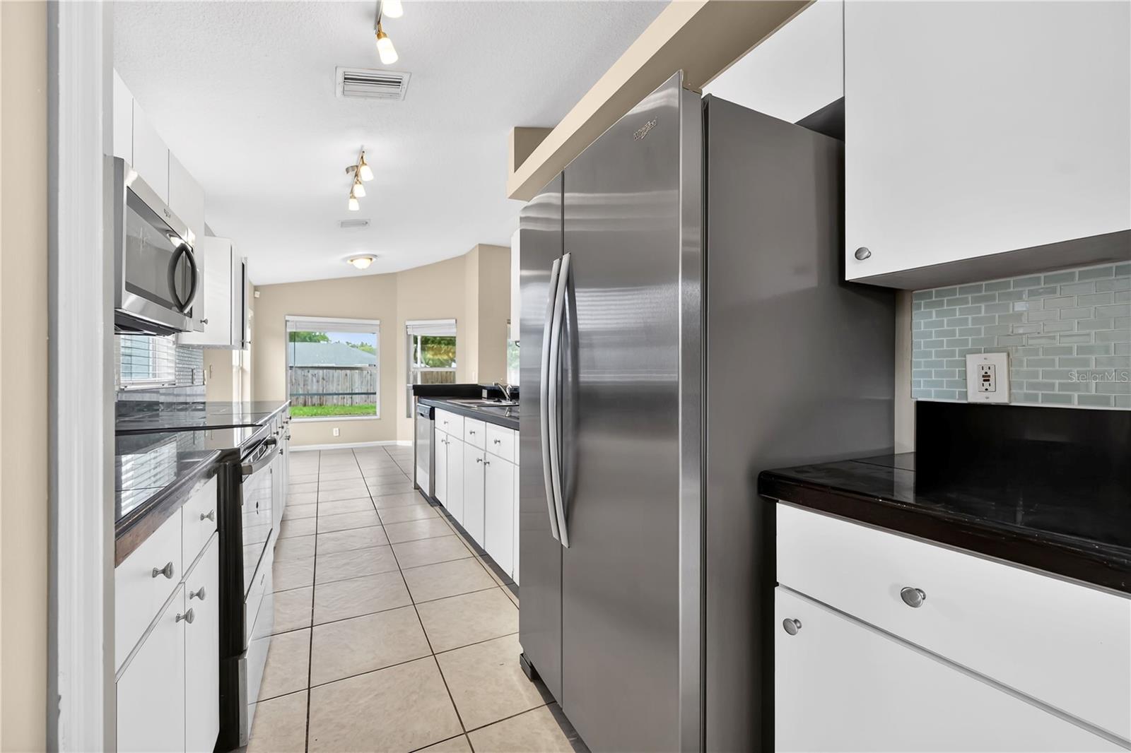 LAKE SHORE RANCH PH II A - Residential