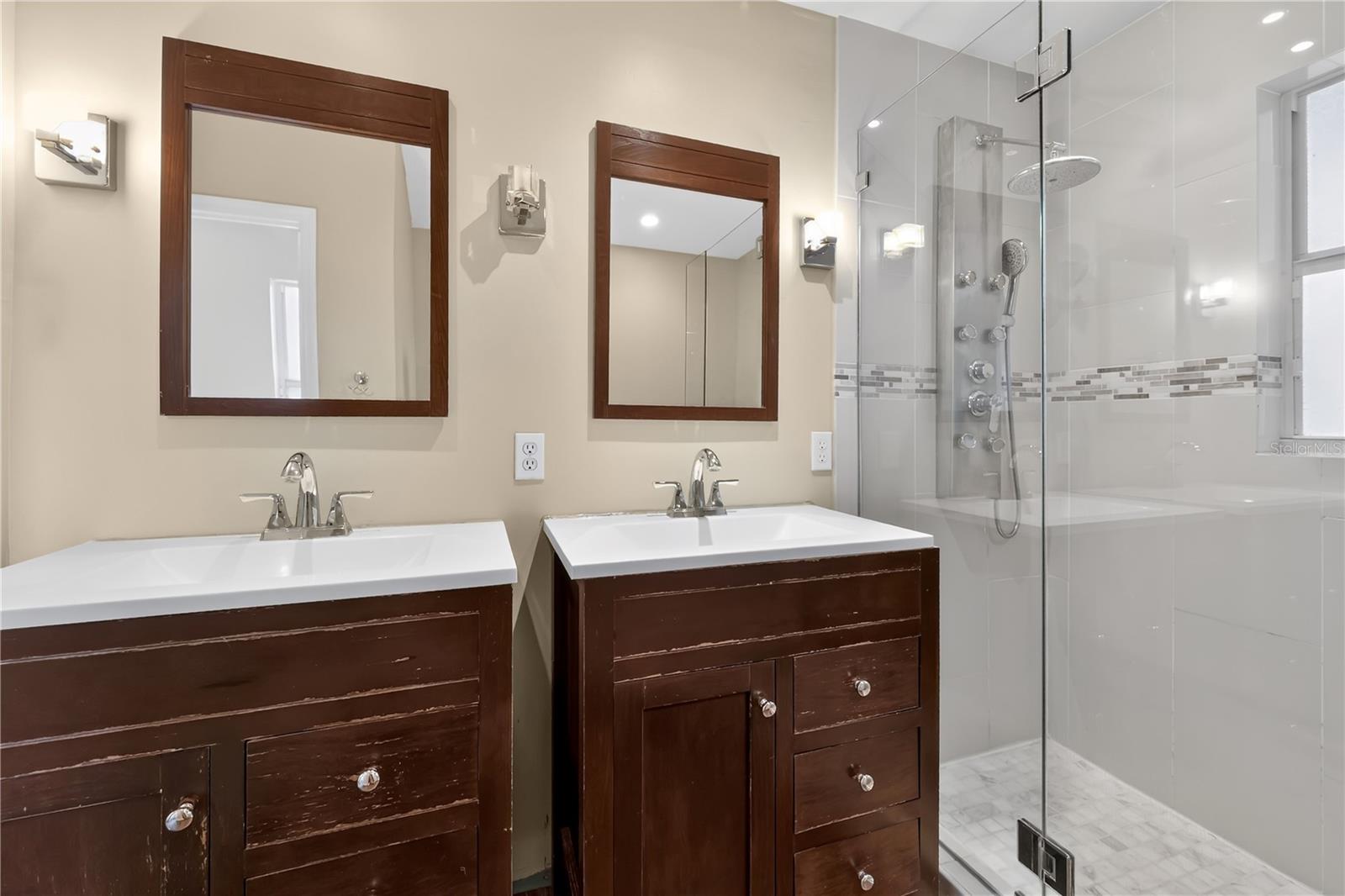 LAKE SHORE RANCH PH II A - Residential