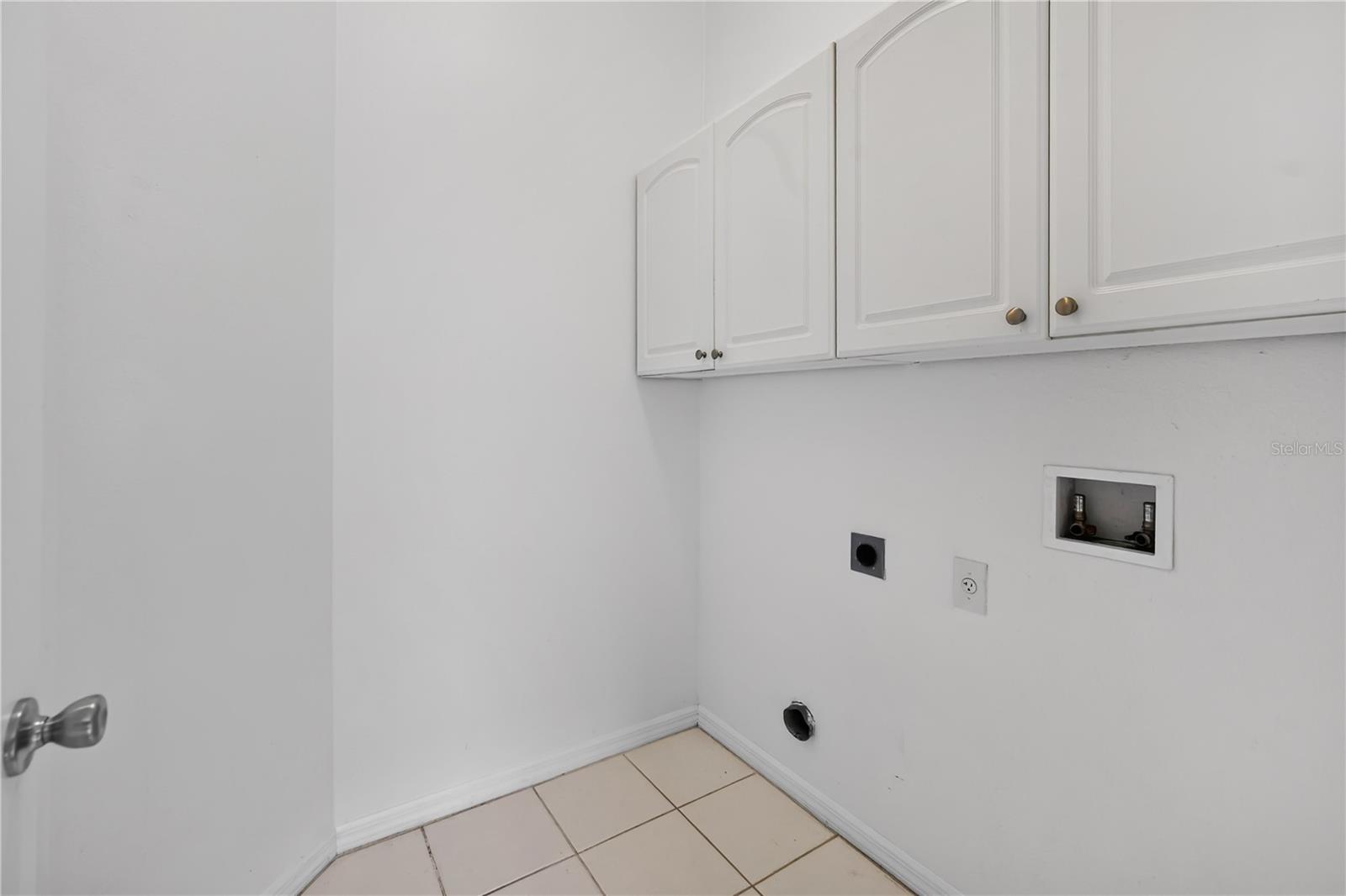 LAKE SHORE RANCH PH II A - Residential