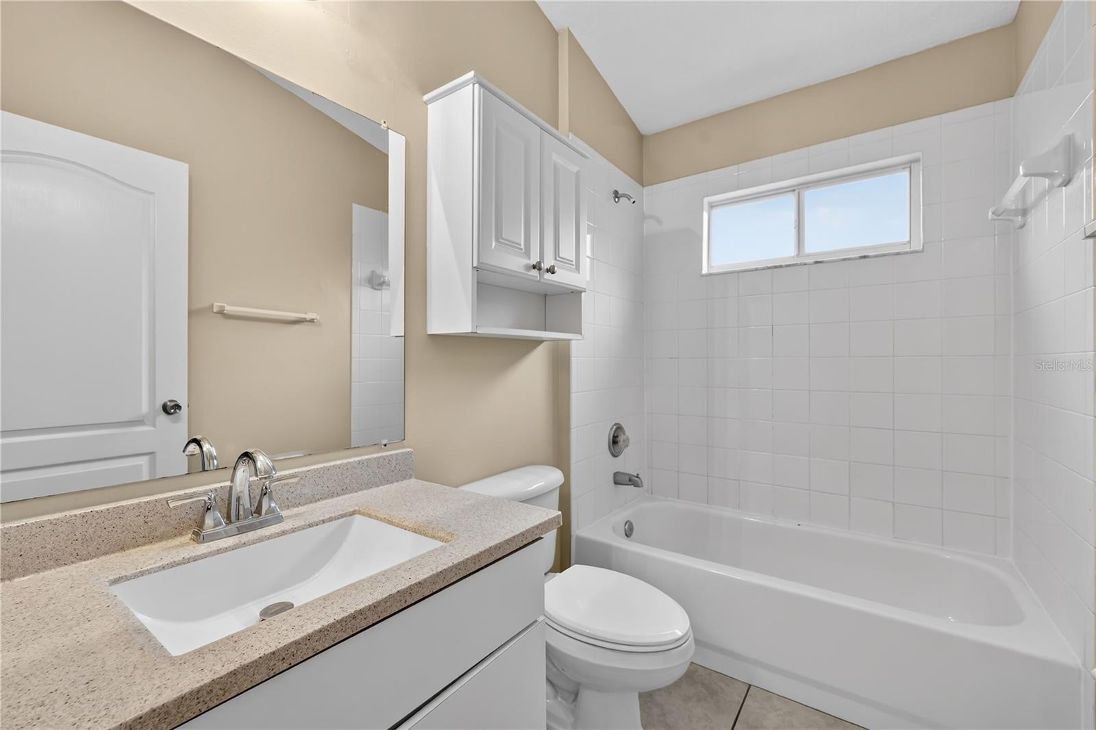 LAKE SHORE RANCH PH II A - Residential