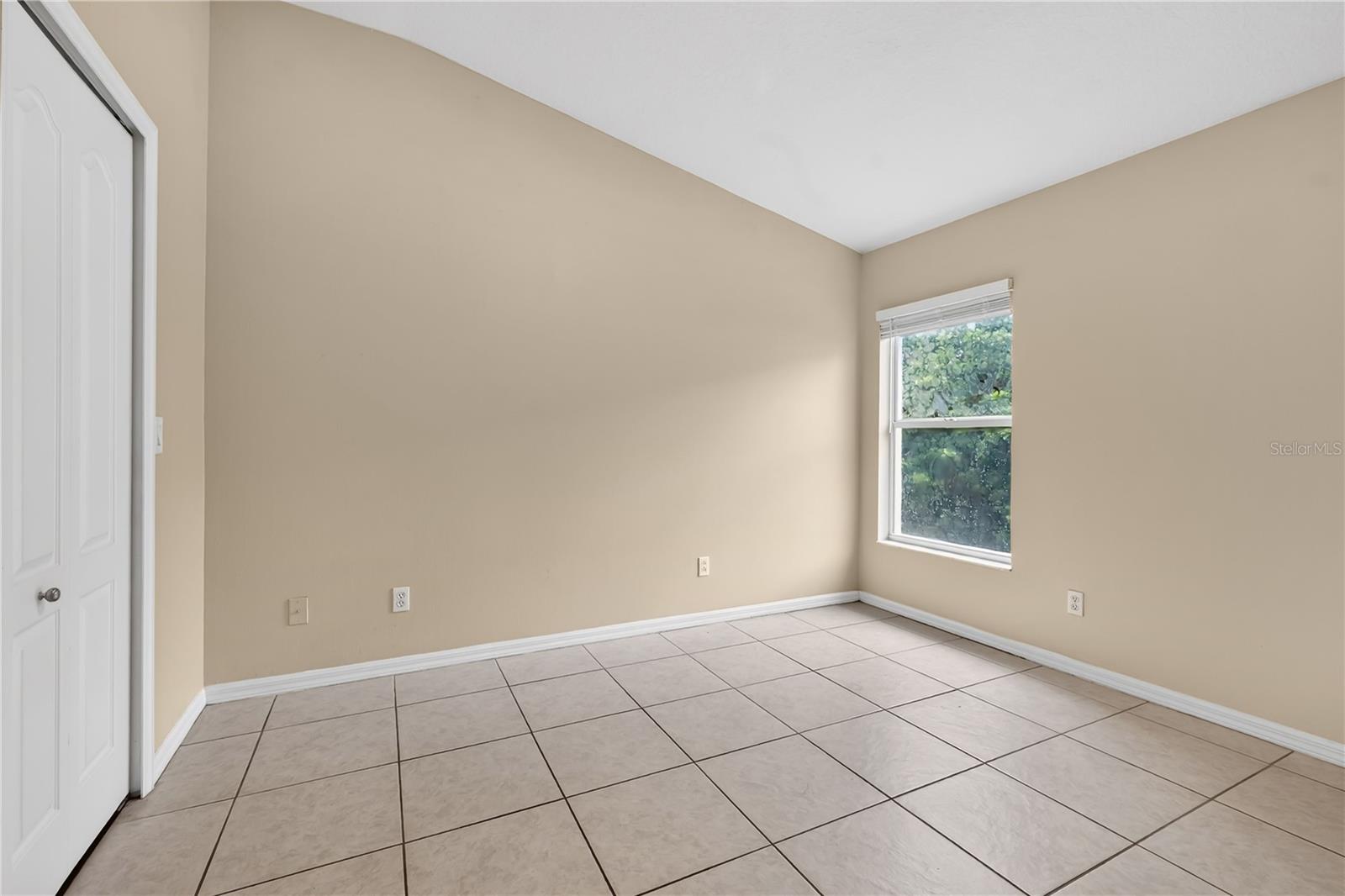 LAKE SHORE RANCH PH II A - Residential