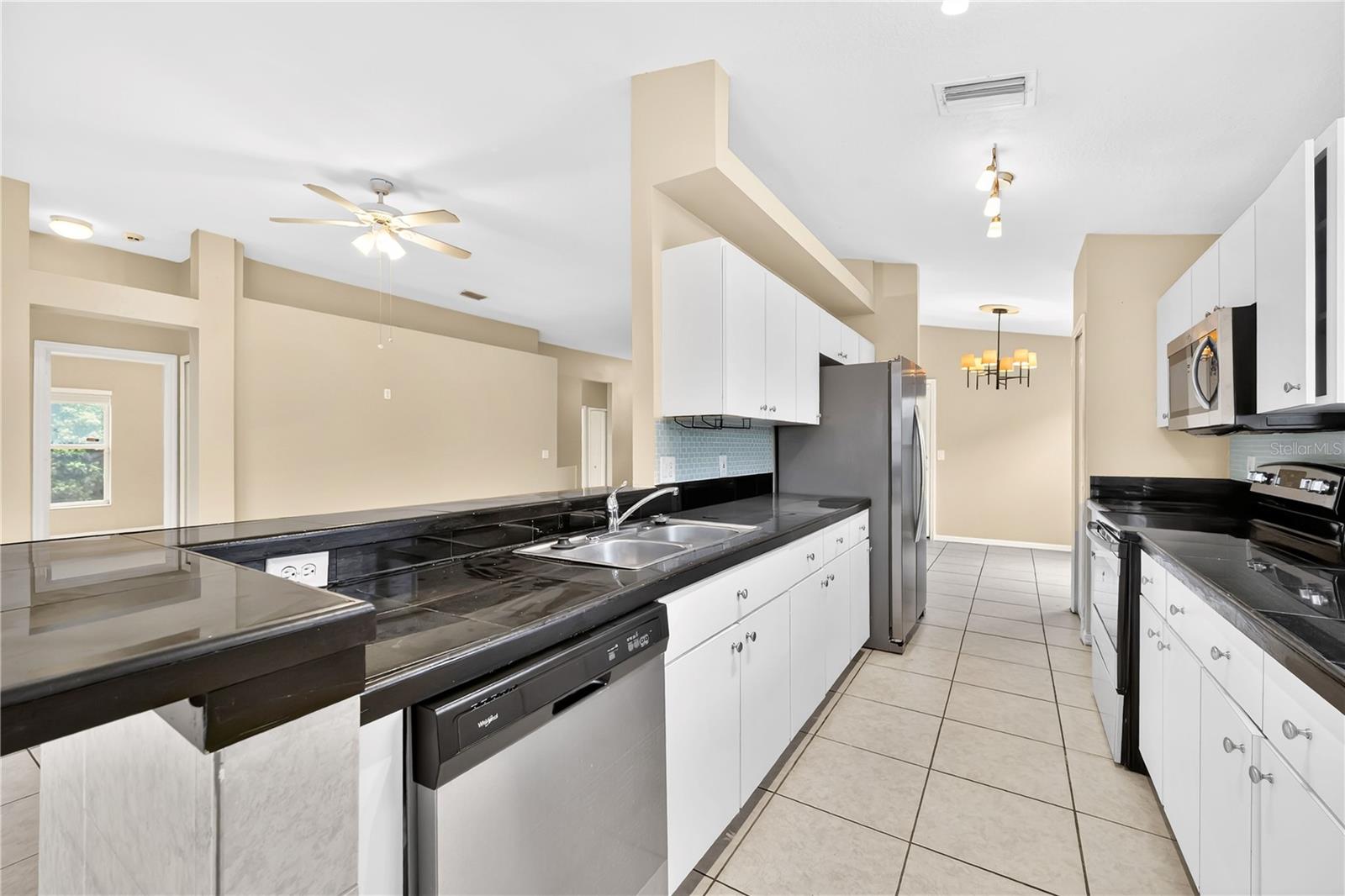 LAKE SHORE RANCH PH II A - Residential