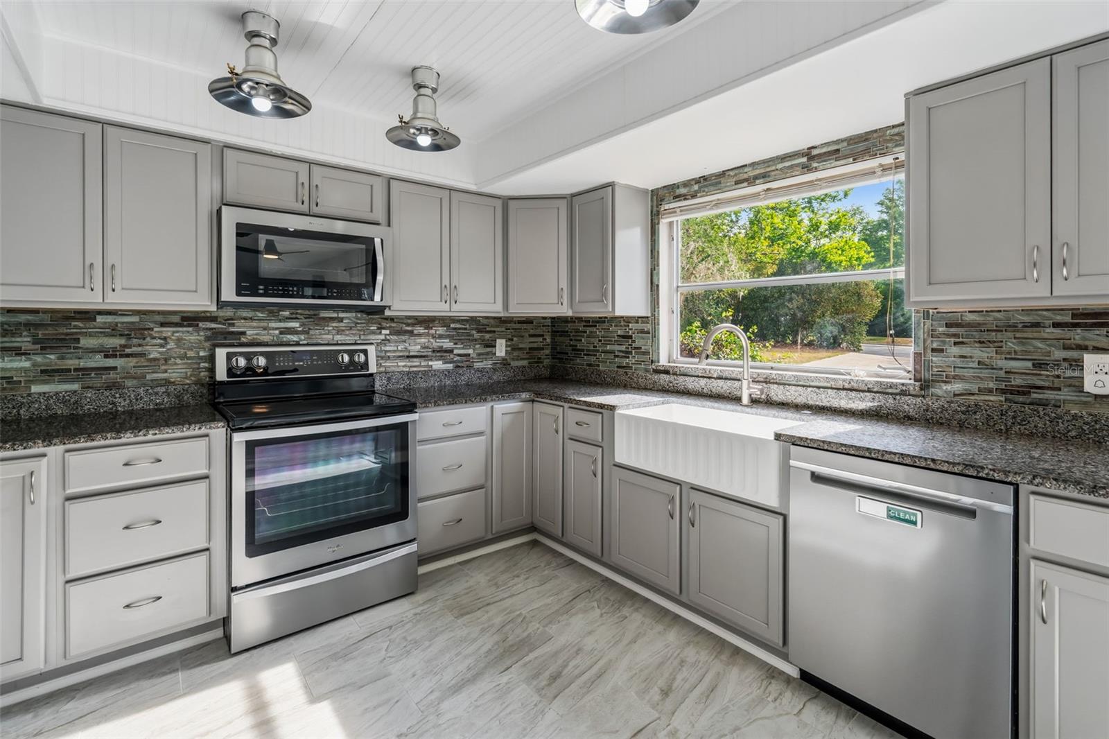 FOREST RIDGE - Residential