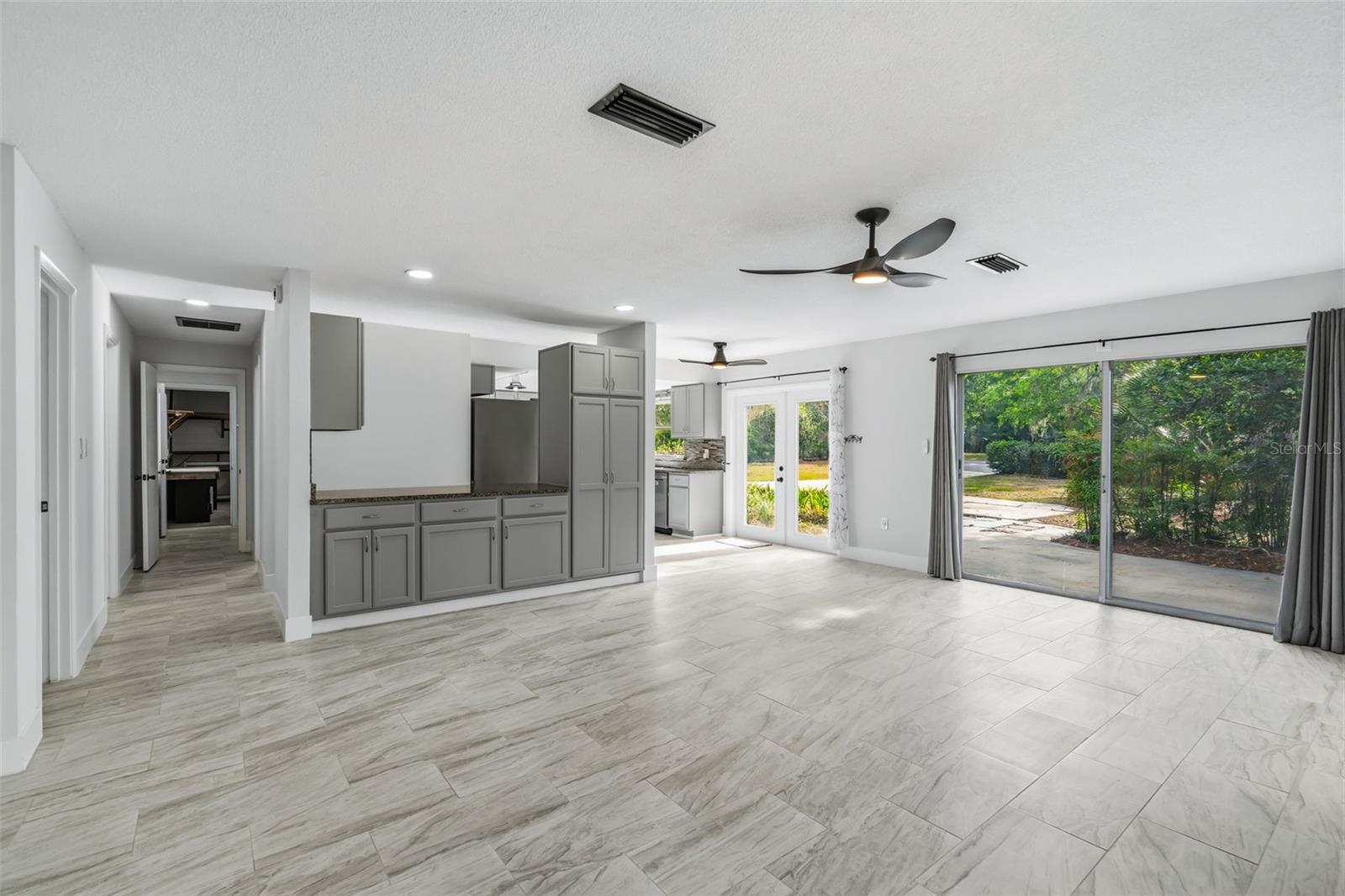 FOREST RIDGE - Residential