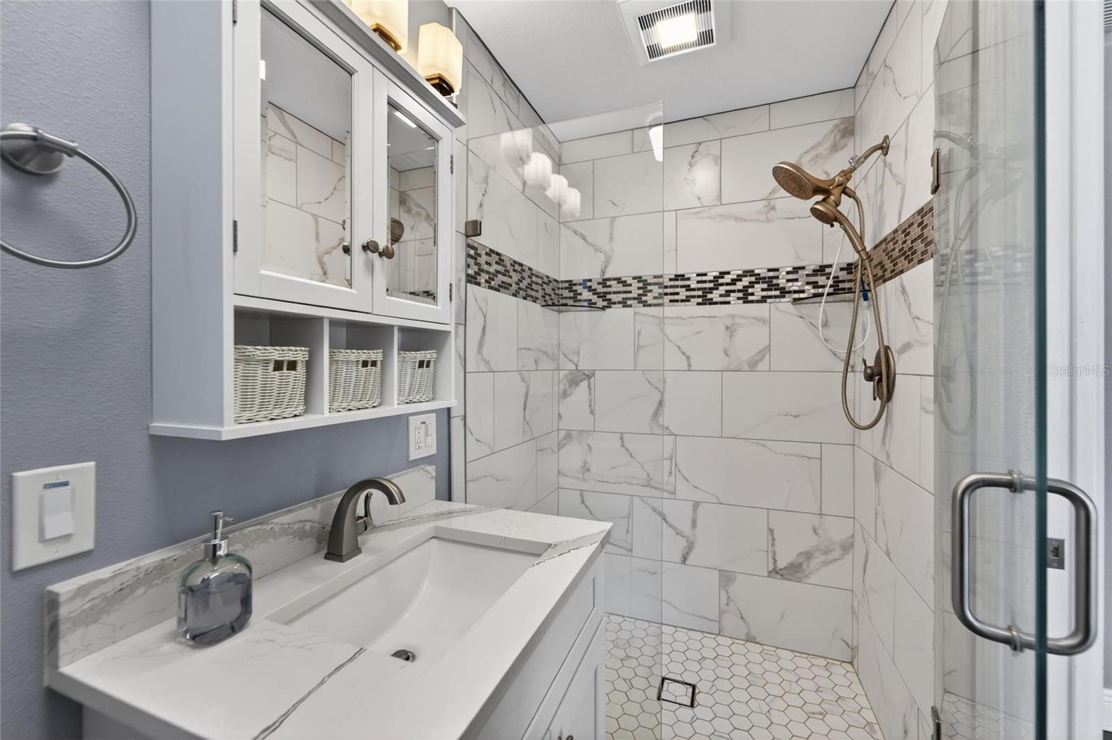 FAIRVIEW ESTATES - Residential