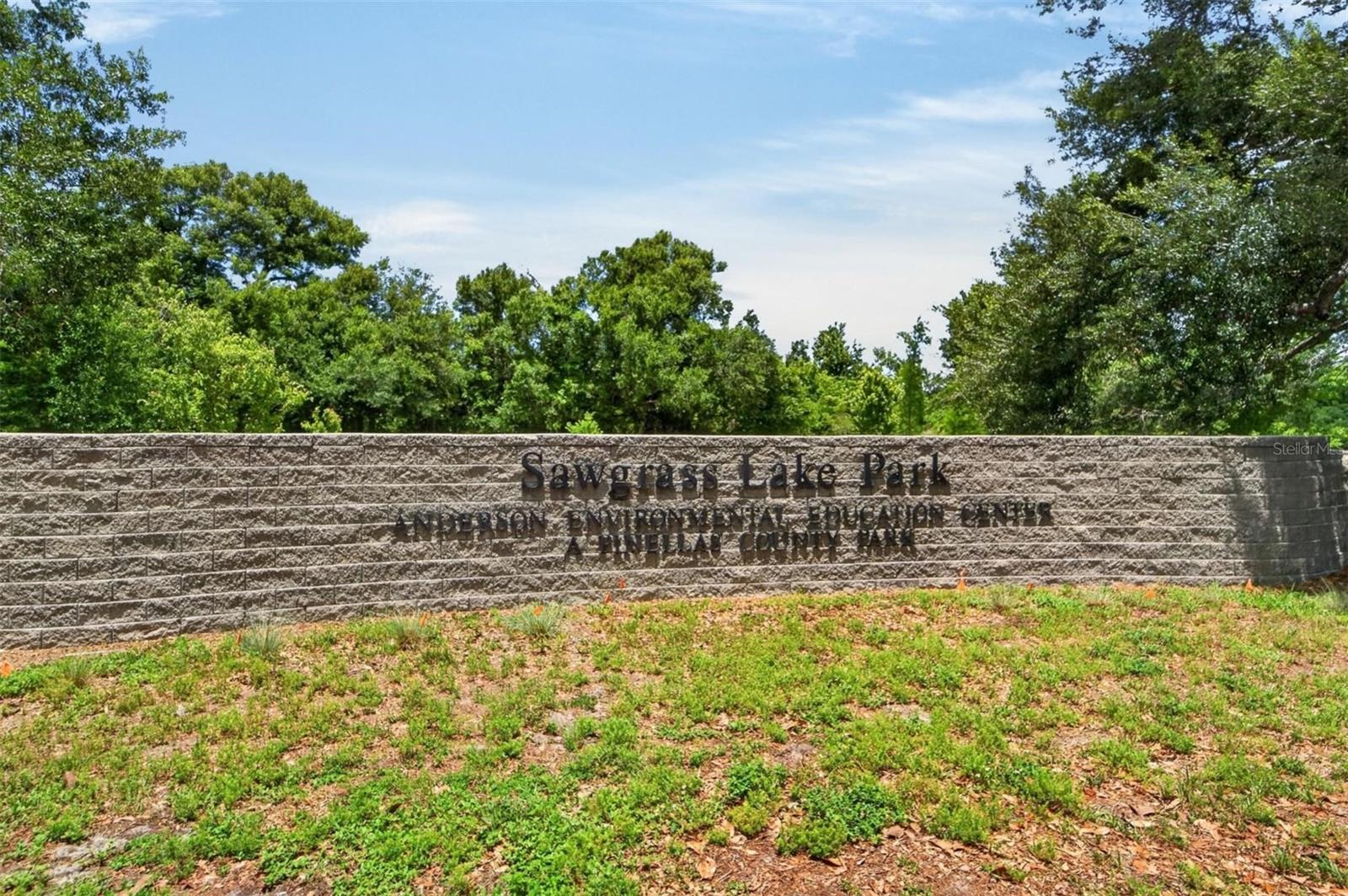 FAIRVIEW ESTATES - Residential