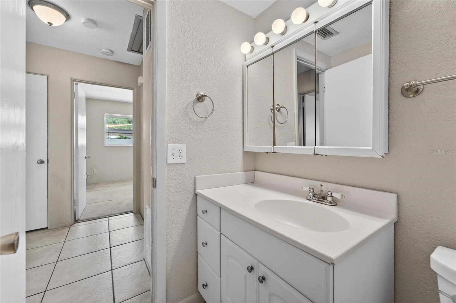 FAIRVIEW ESTATES - Residential