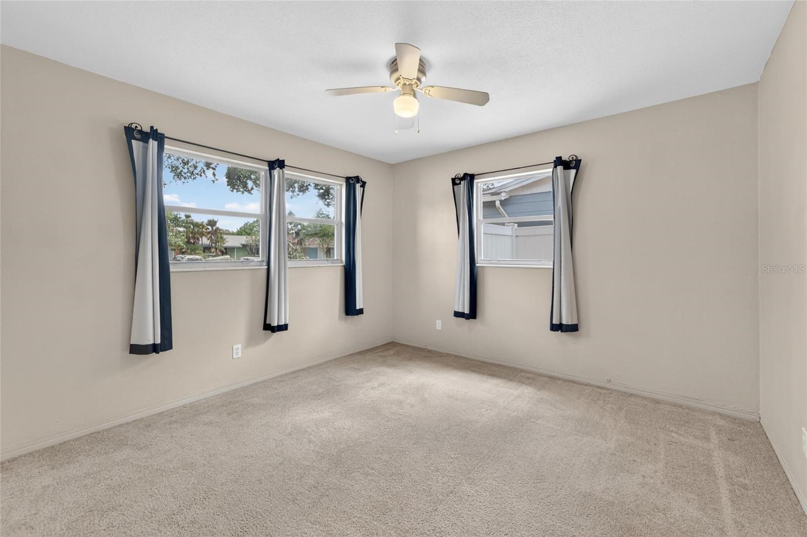 FAIRVIEW ESTATES - Residential