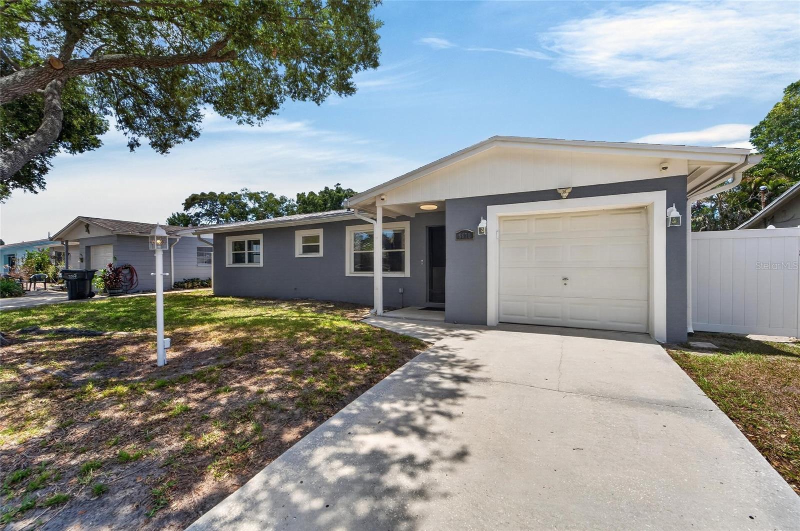 FAIRVIEW ESTATES - Residential