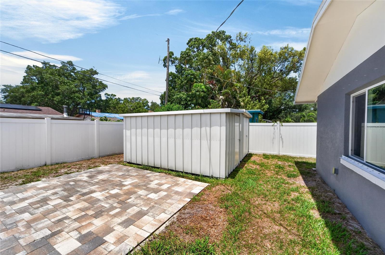 FAIRVIEW ESTATES - Residential