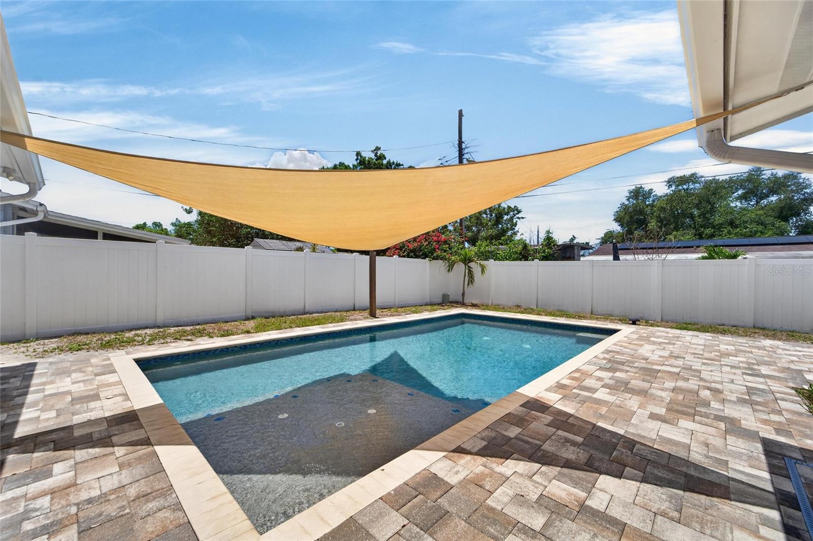 FAIRVIEW ESTATES - Residential