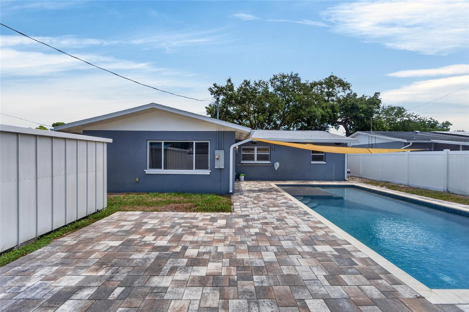FAIRVIEW ESTATES - Residential