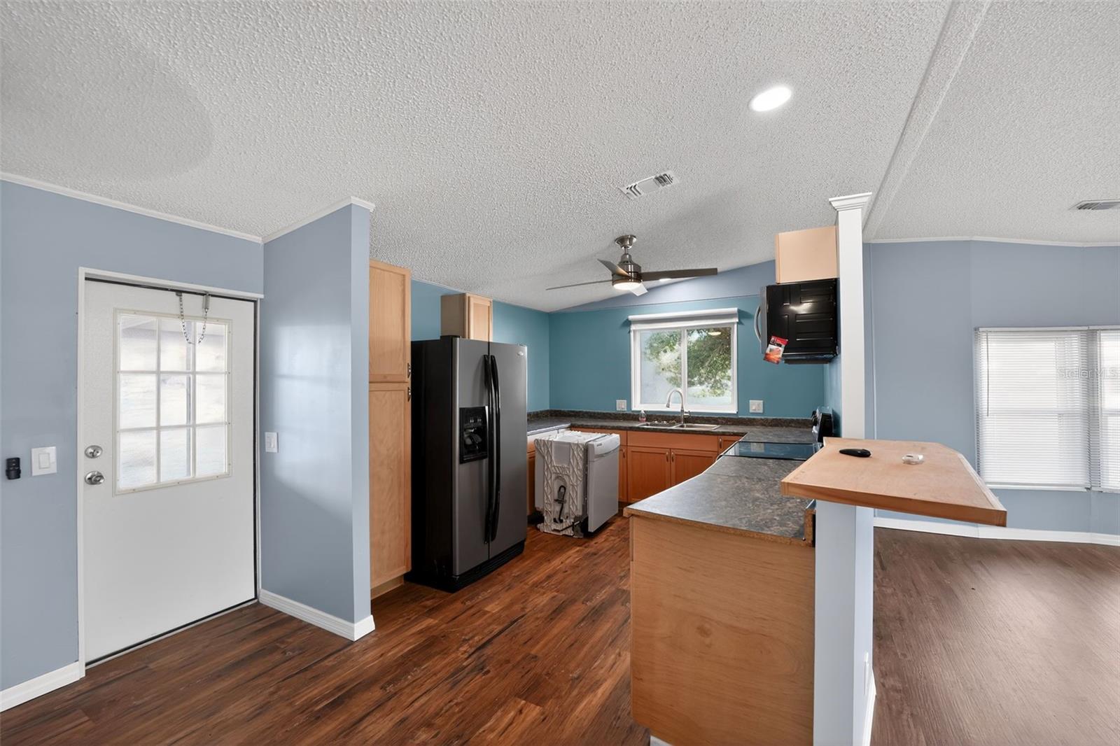 LEMON BAY ISLES PH 02 - Residential