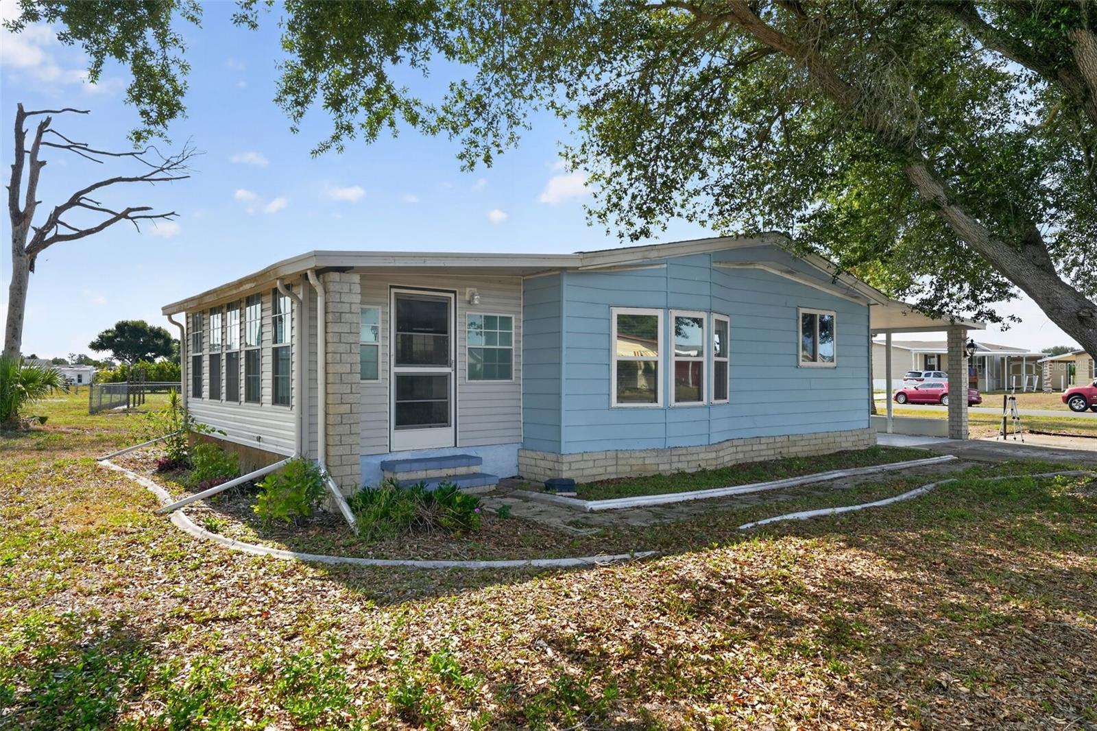 LEMON BAY ISLES PH 02 - Residential