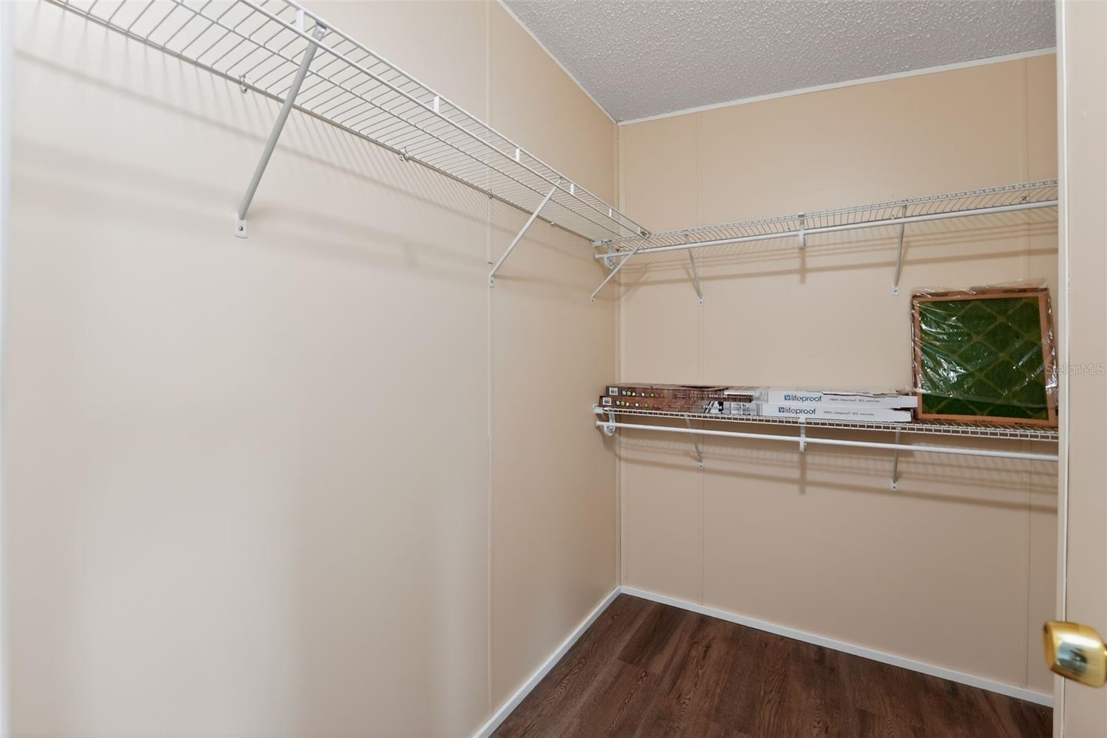 LEMON BAY ISLES PH 02 - Residential