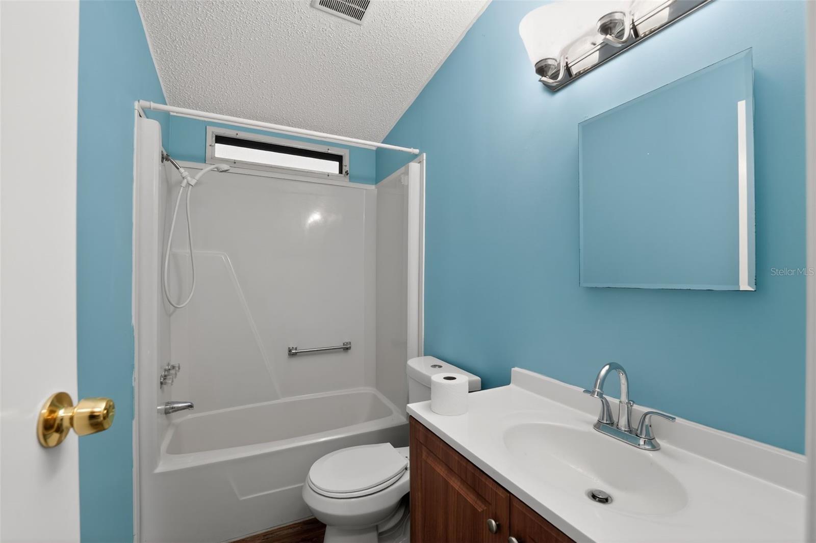 LEMON BAY ISLES PH 02 - Residential
