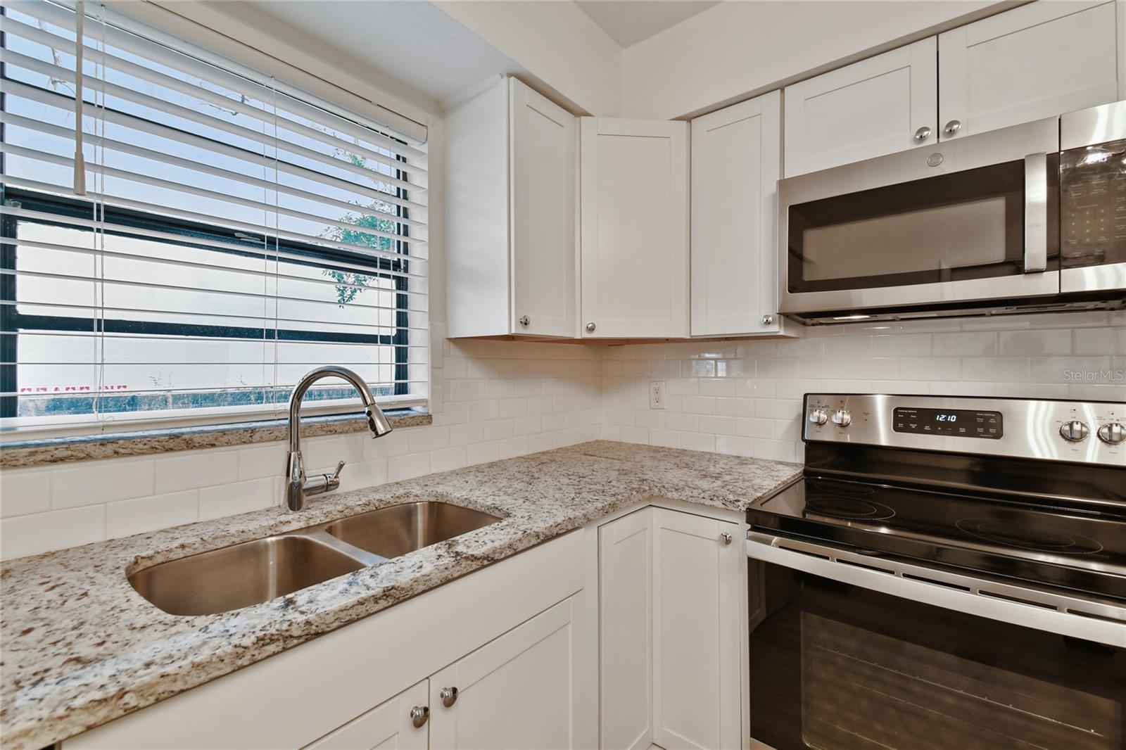 ALLENS SUB - Residential Lease