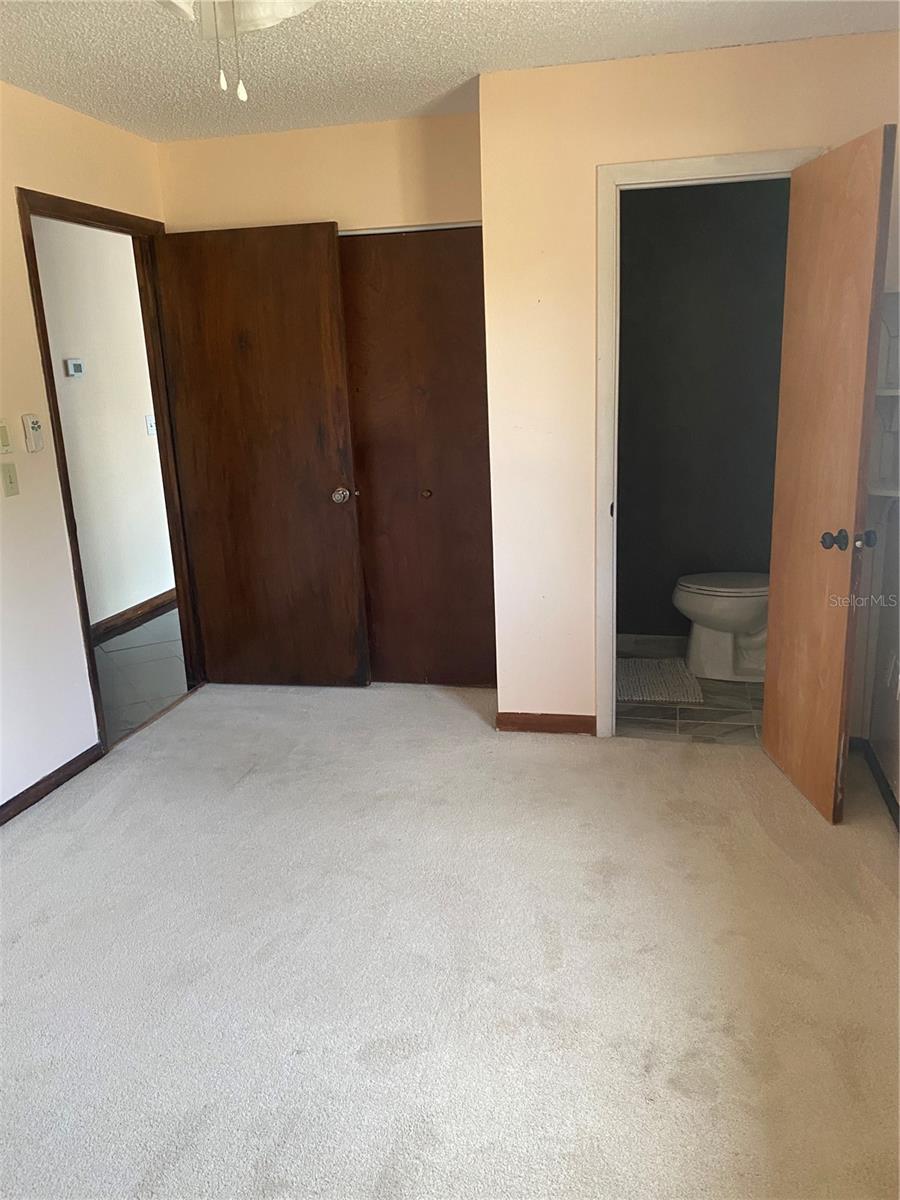 OAK RUN - Residential Lease