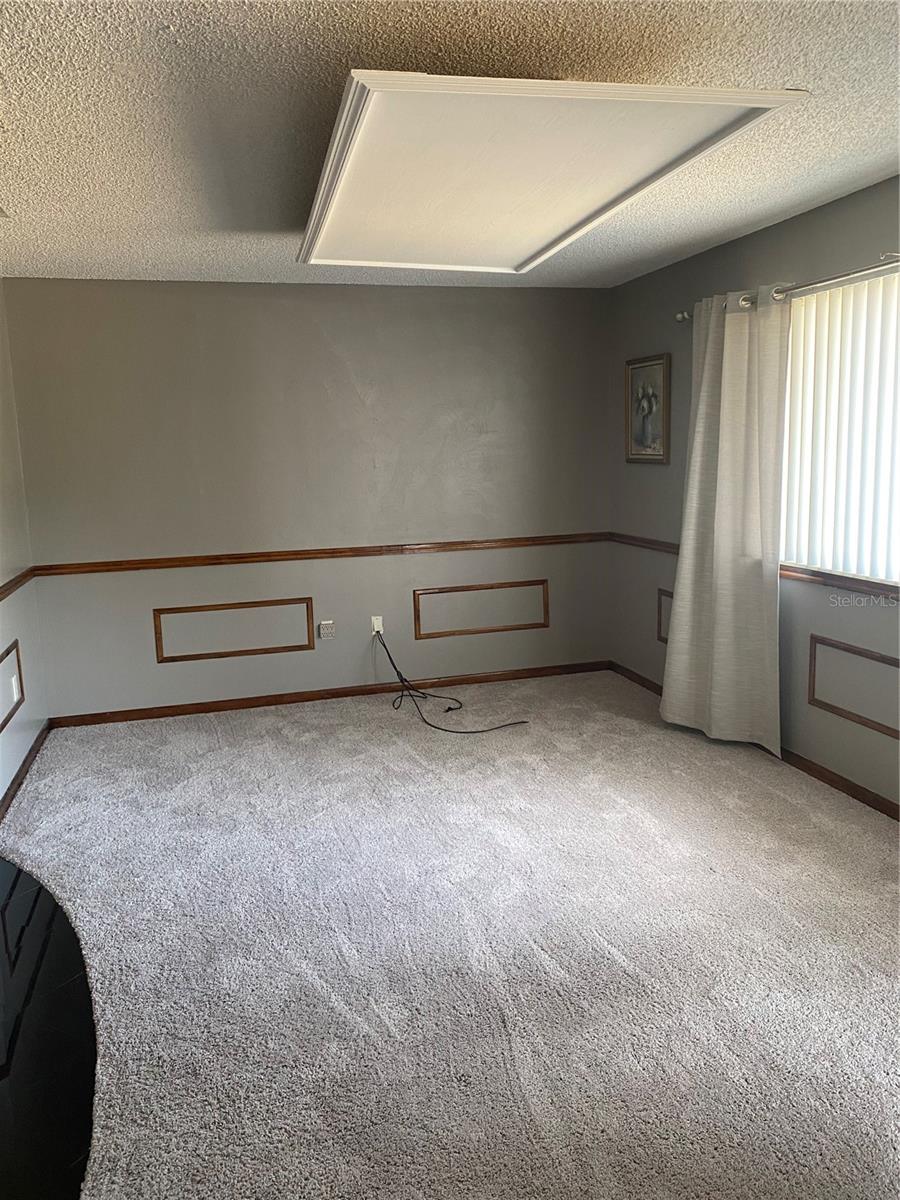 OAK RUN - Residential Lease