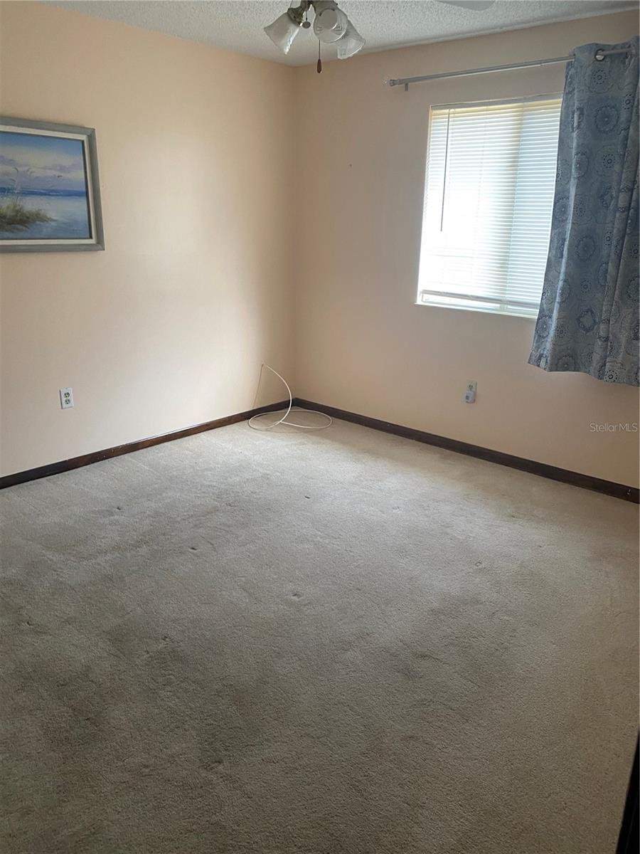 OAK RUN - Residential Lease